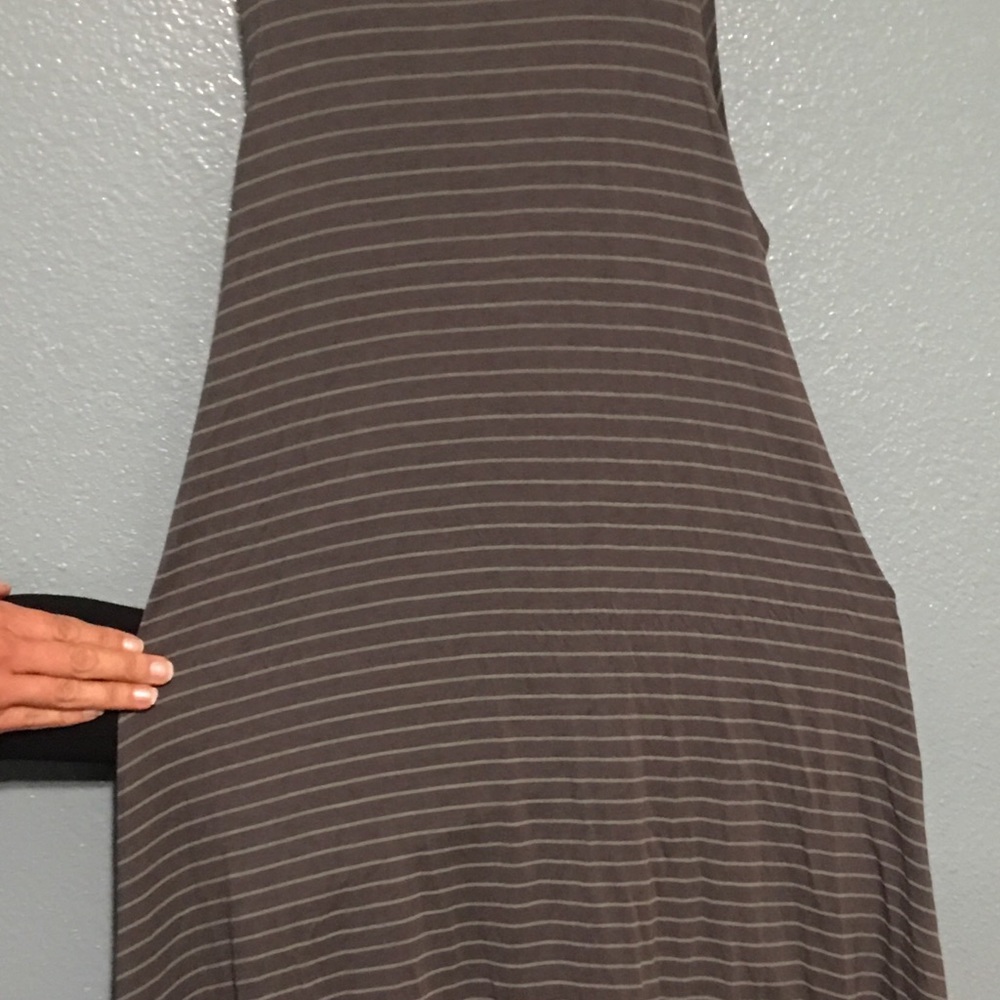 Dress - Picture 2 of 5